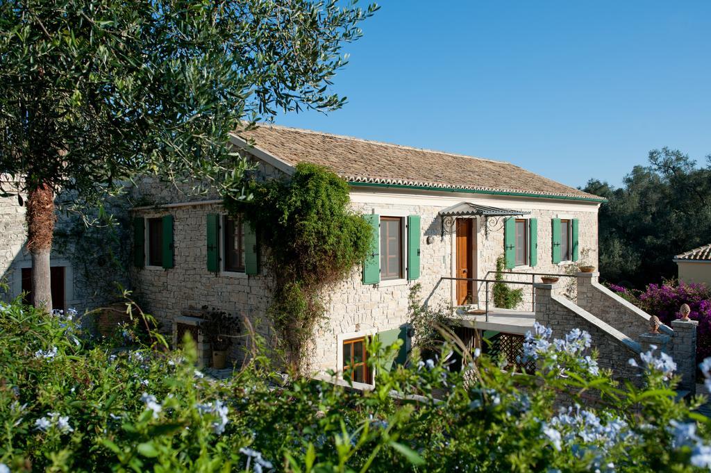 Kiparissi Villa Kourtaiika Buitenkant foto